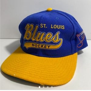 Vintage hat. Blues